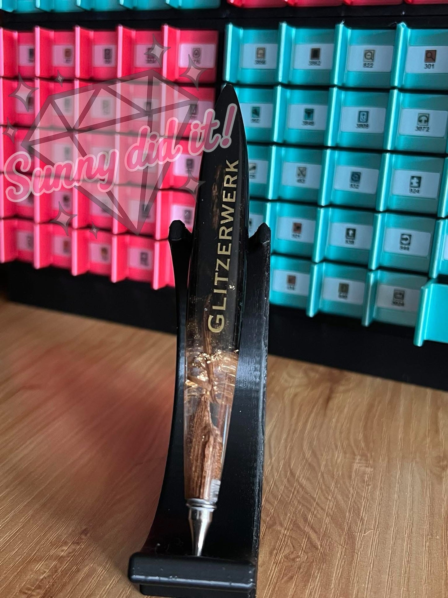 Handgemachter Diamond Painting Resin Stift mit Metallspitze