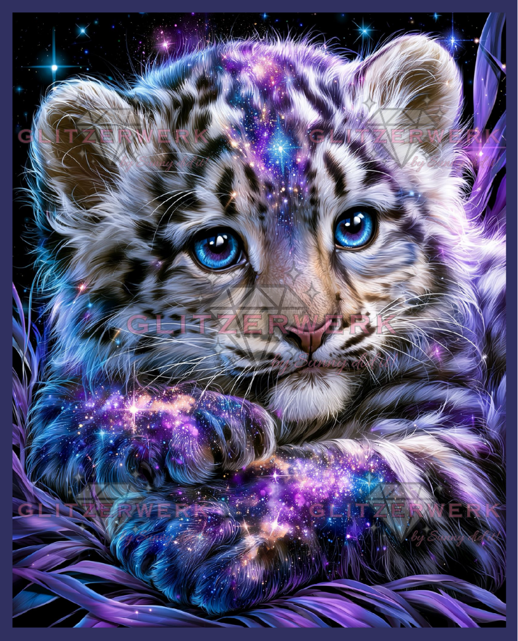 Kodi, der kleine Schneeleopard by Funkelreich 60x75cm 120 Farben